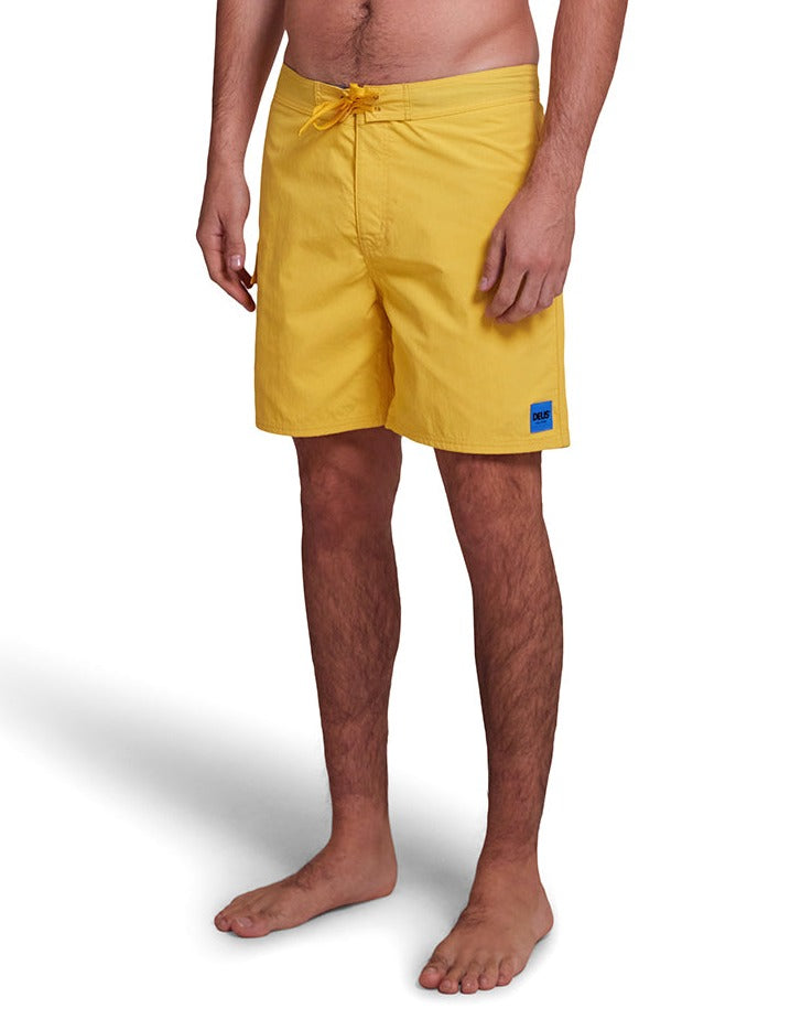 Pocket Boardshort - Mimosa Gold|Model