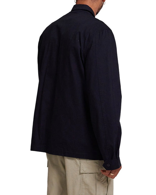 Onshore Zip Shirt - Black|Model