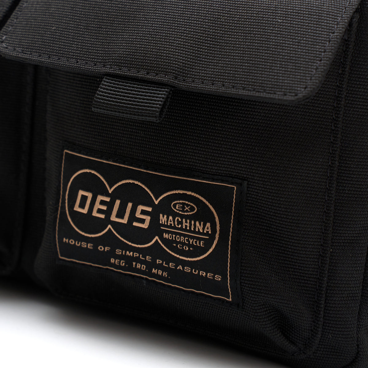 Waist Bag Deus Deus Ex Machina Escapade Black Waist Bag DMF257546 