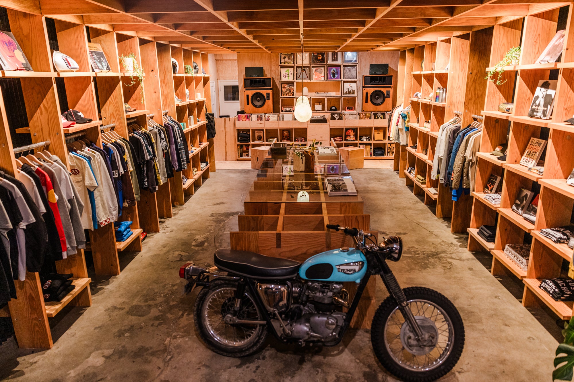 Deus Ex Machina USA - The Emporium of Post Modern Activities