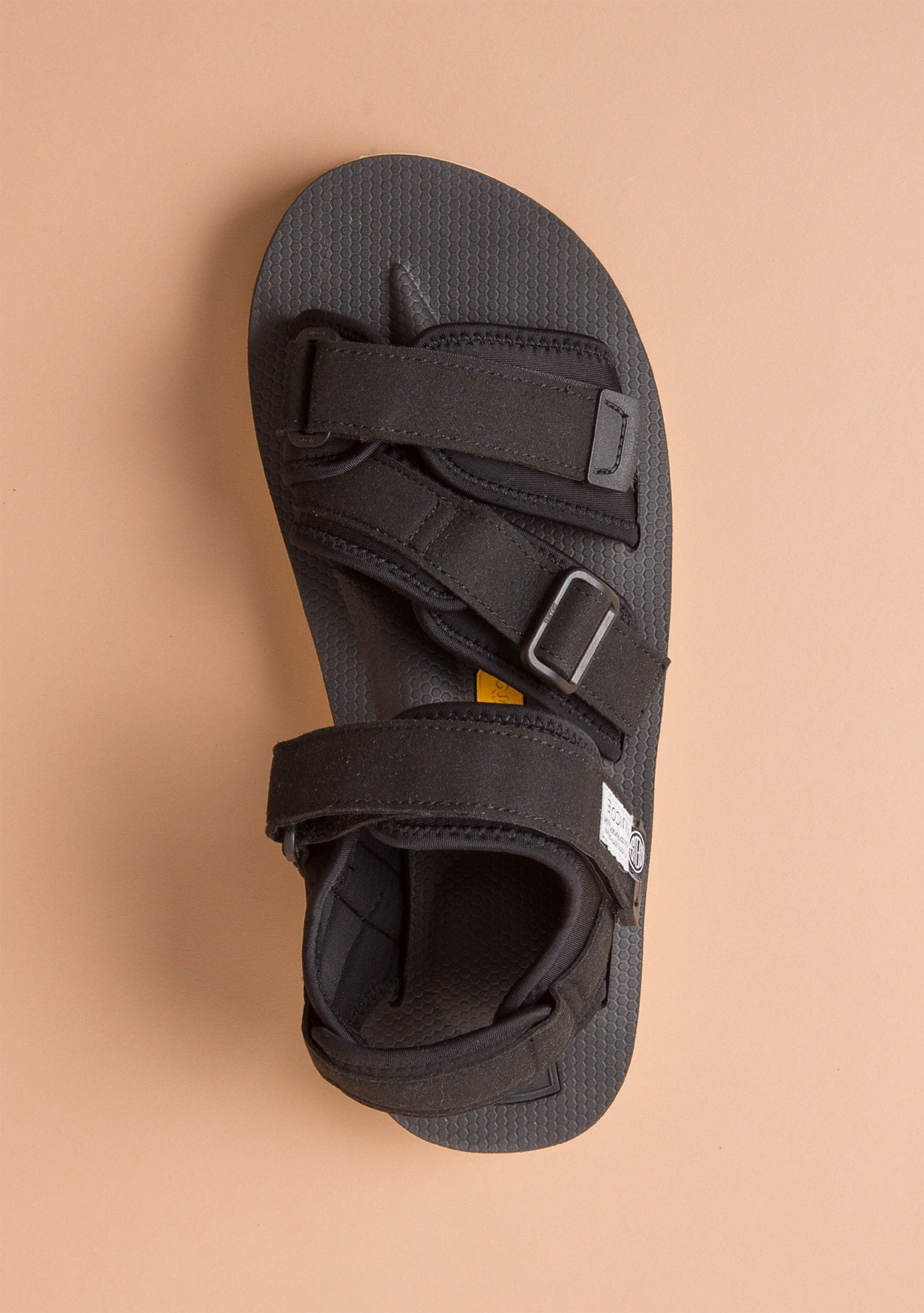 DEUS x SUICOKE – Deus Ex Machina USA