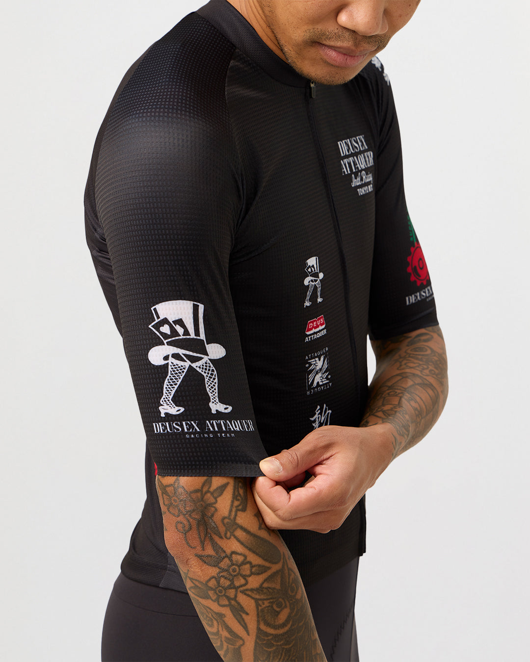 DEUS EX MACHINA タッパー XL Deus Ex Machina USA - The Emporium of Post Modern Activities