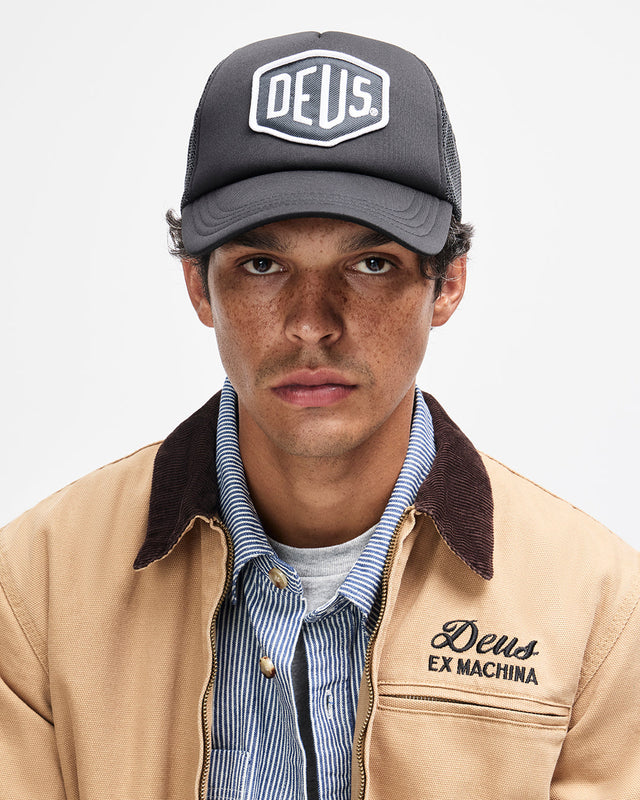 BaylandsTrucker.Black-White