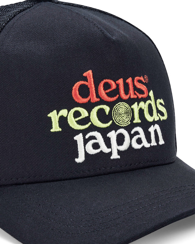 Strata Trucker - Black