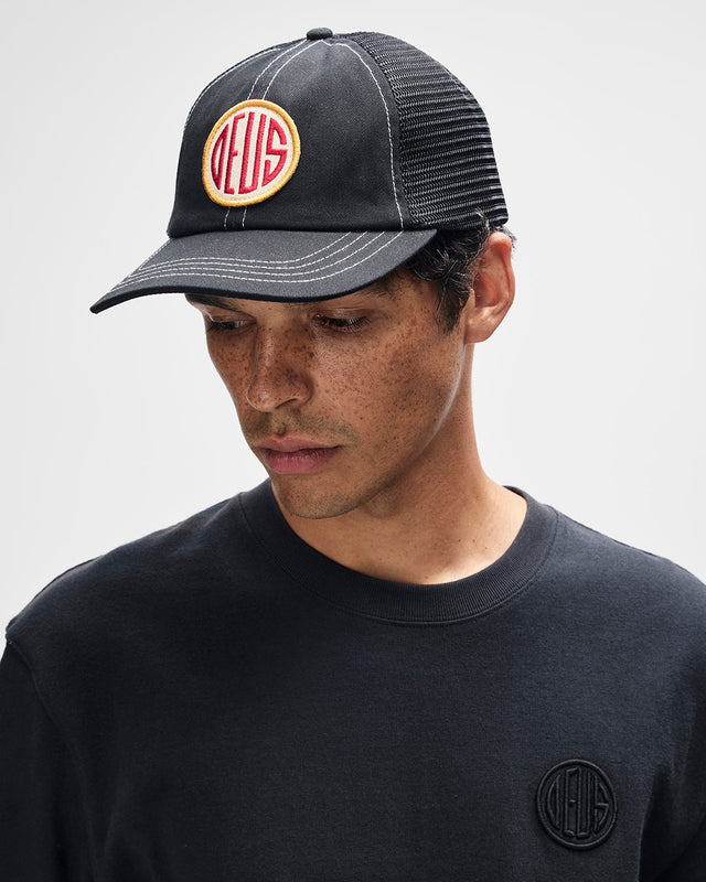 Pill Trucker - Black