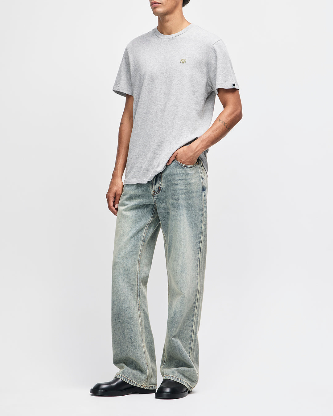 Shield Standard Tee - Grey Marle