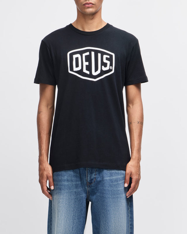 Shield Tee Black