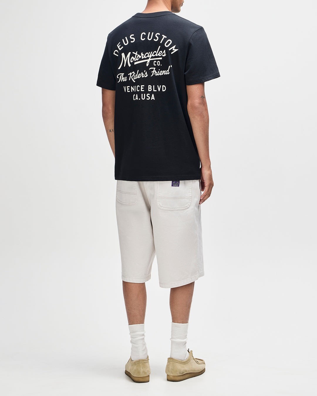 T-Shirts | Deus Ex Machina | Camber Tee - Black – Deus Ex Machina USA
