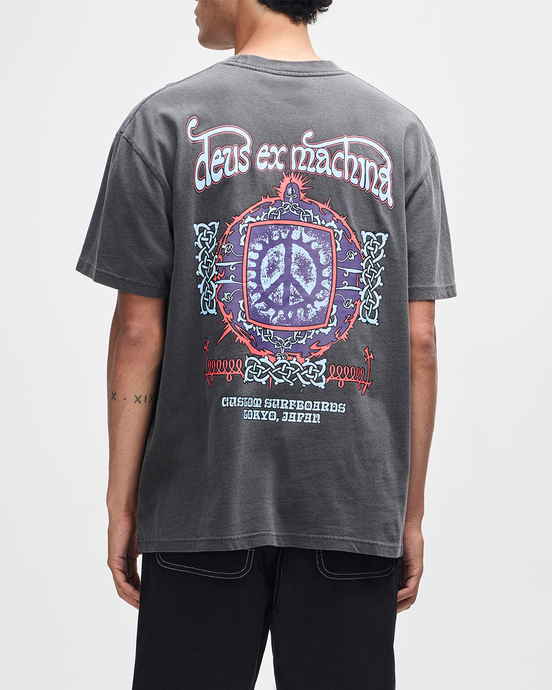 「SECT OF EXECRATION」スラミング・デス Tees – Deus Ex Machina USA