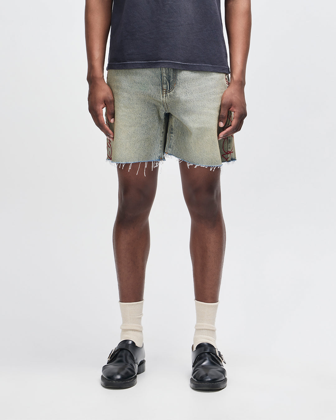 D261UWK704-LaMagieShort|Model