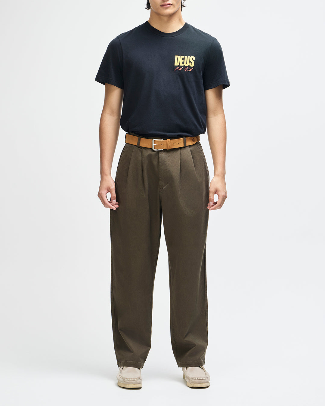 Pants | Deus Ex Machina | Otto Pleated Pant - Olive – Deus Ex