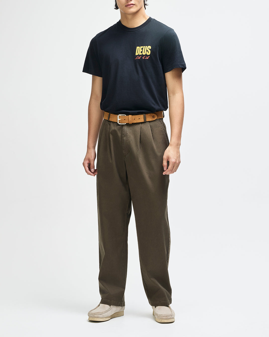 Pants | Deus Ex Machina | Otto Pleated Pant - Olive – Deus Ex