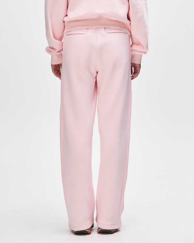 queens-trackpant-veiled-pink