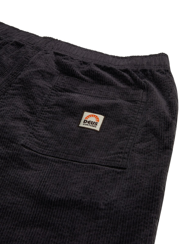 Infinity Beach Short - Anthracite