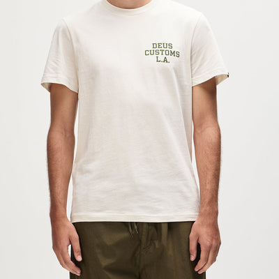 quickbeak-tee-vintage-white|Model