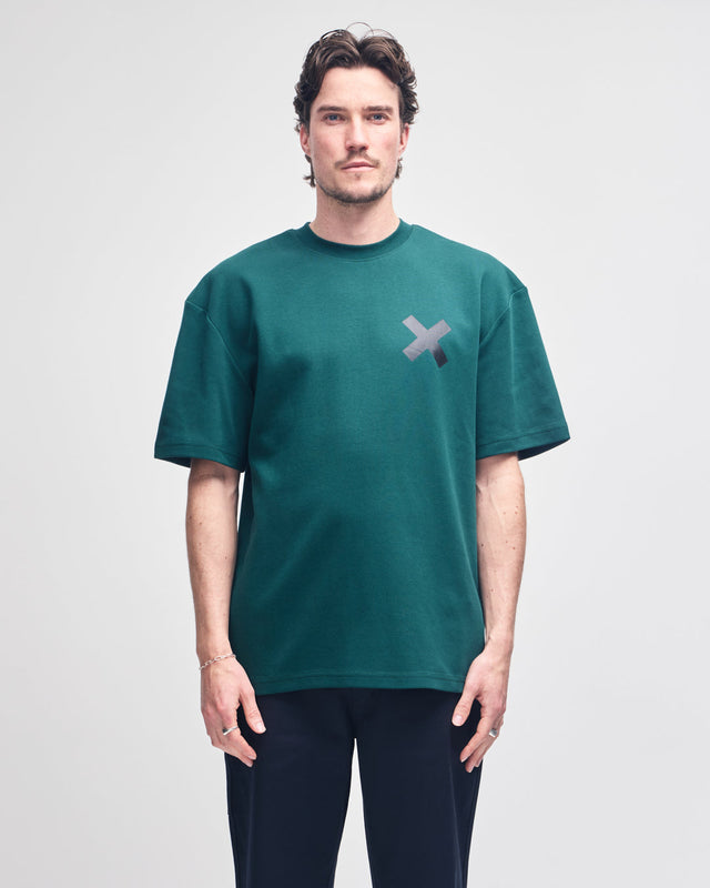 surbiton-address-tee-race-green