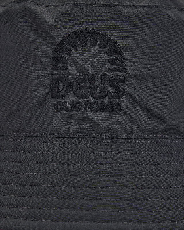 Cruze Reversible Bucket - Anthracite-Raspberry