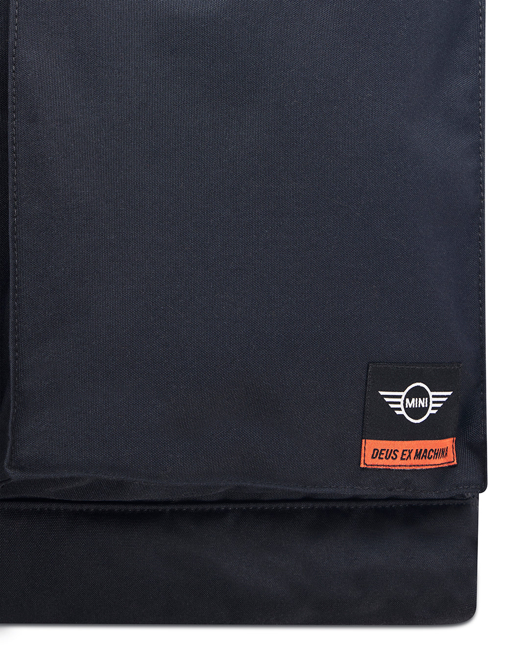 Accessories | Deus Ex Machina | Mini Helmet Tote Black – Deus Ex