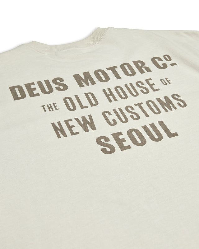 Old Customs Tee - Dirty White