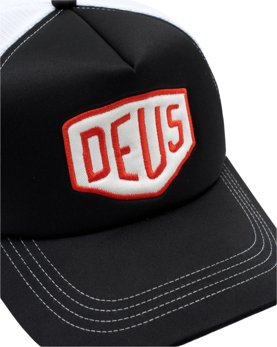 Mesh Pet DEUS Shield Legion Blue Trucker Pet - Officiële DEUS Ex Machina Cap Met Mesh Achterkant 5-panel Cap Mesh Pet DEUS Shield Legion Blue Trucker Pet - Officiële DEUS Ex Machina Cap Met Mesh Achterkant 5-panel Cap