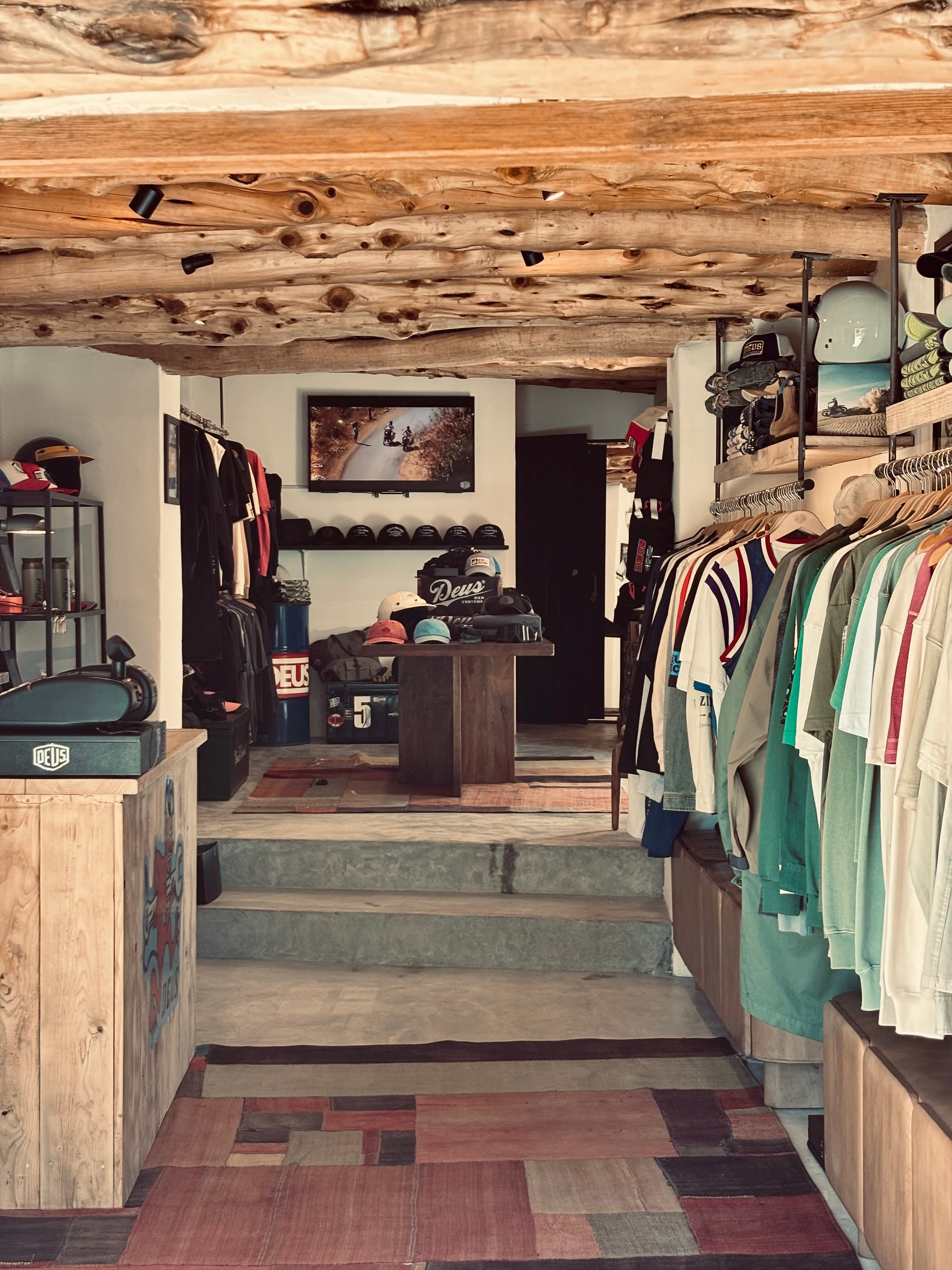 The Finca of Future Past – Deus Ex Machina USA