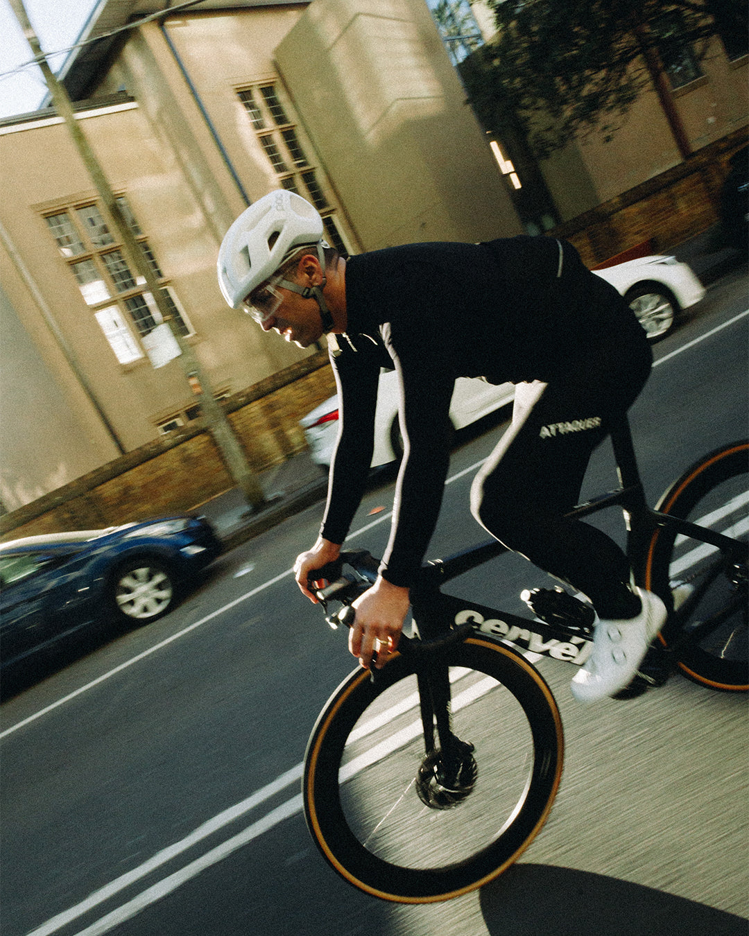 週末セール Deus ex Machina ＰＩＫＥ 152 Deus x 100% – Deus Ex Machina USA